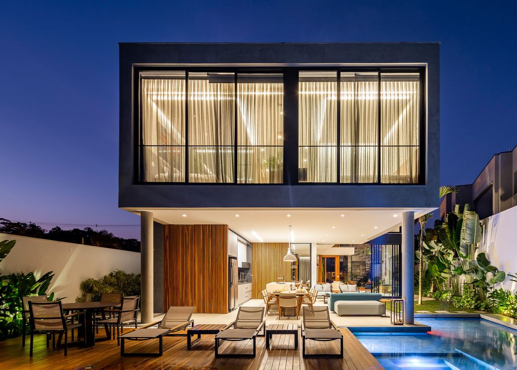 Casa D31, a coastal retreat in Brazil by Raiz Arquitetura