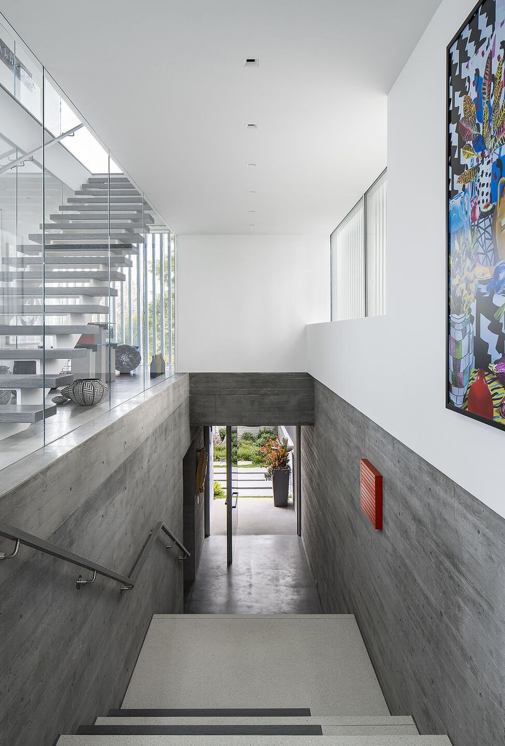 Getty View residence, artistic home by Abramson Architects