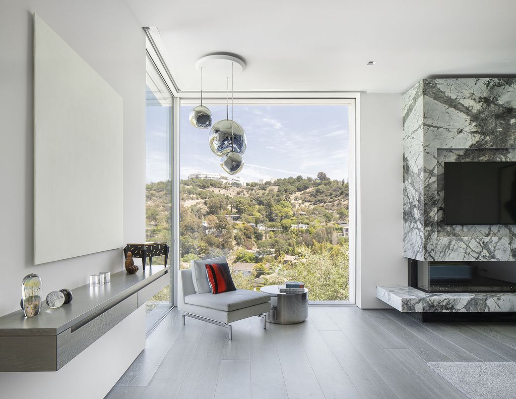 Getty View residence, artistic home by Abramson Architects