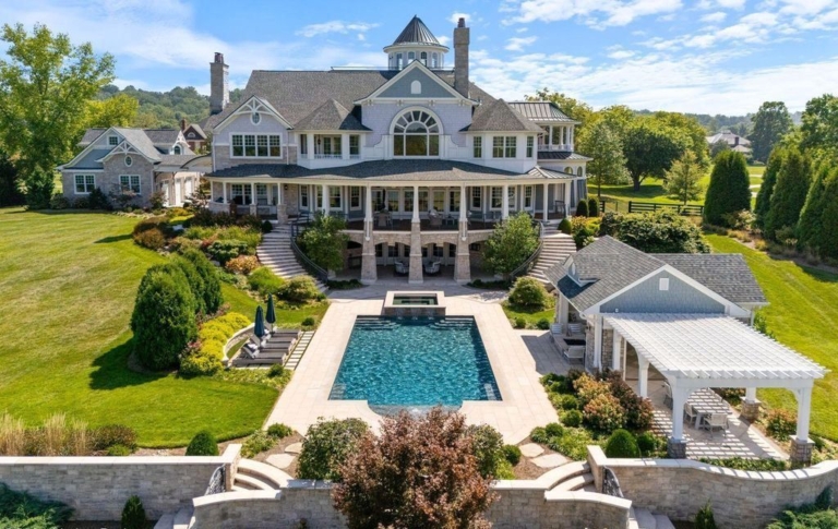 Magnificent Estate Overlooking the River and Twelve Mile Island, Asking $6.995 Million in Kentucky