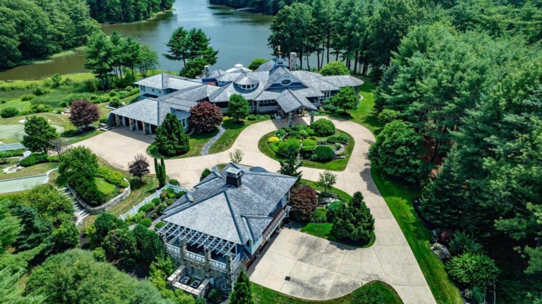 Villa Como: Luxurious Estate Blending Elegant Living with Natural Beauty in New Hampshire, Asking $10.95 Million