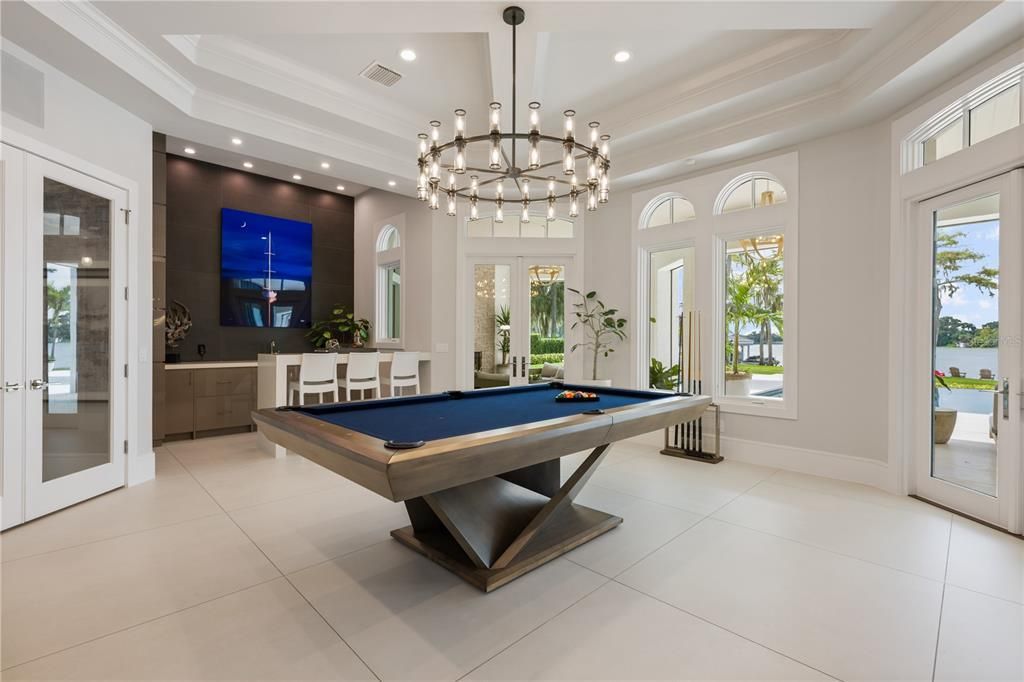 $10 Million Majestic Lakefront Mansion in Winter Park Offering Unmatched Luxury