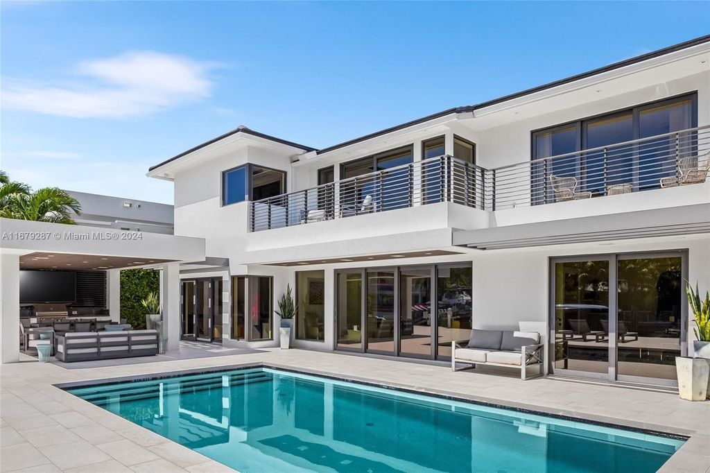 $10 Million North Miami Waterfront Estate with 6 Bedrooms and Luxury Finishes