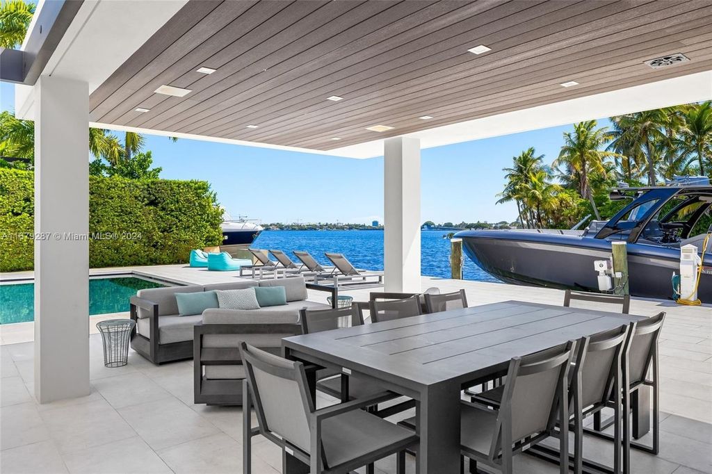 $10 Million North Miami Waterfront Estate with 6 Bedrooms and Luxury Finishes