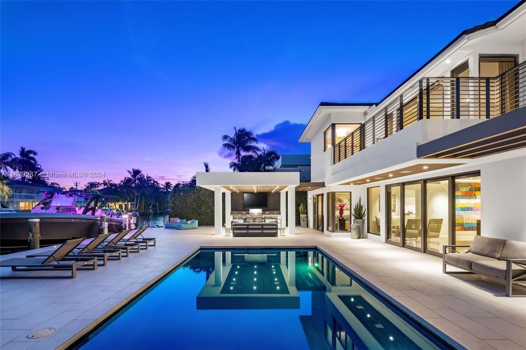 $10 Million North Miami Waterfront Estate with 6 Bedrooms and Luxury Finishes