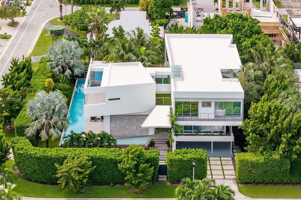 $11 Million Modern Luxury Estate Featuring Resort Style Amenities on Hibiscus Island Miami Beach