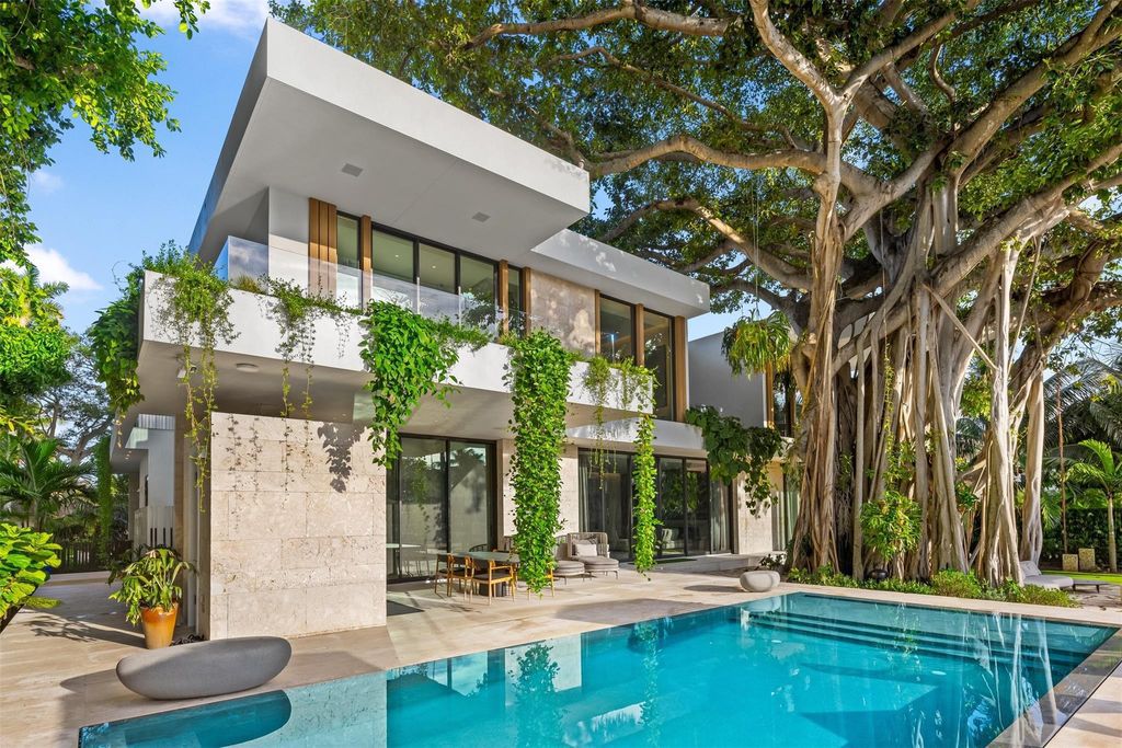 $21.9 Million Spectacular Home with Infinity Pool and Premium Finishes in Fort Lauderdale’s Exclusive Las Olas