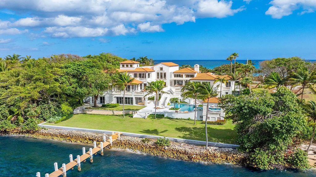 $26 Million Ocean-to-Intracoastal Estate with Private Beach House in Manalapan