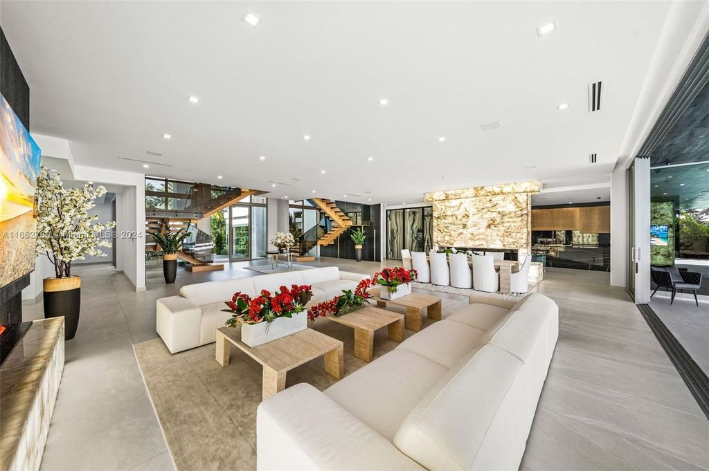 $36 Million Ultra-Luxury Waterfront Estate on Fort Lauderdale’s Exclusive Private Island