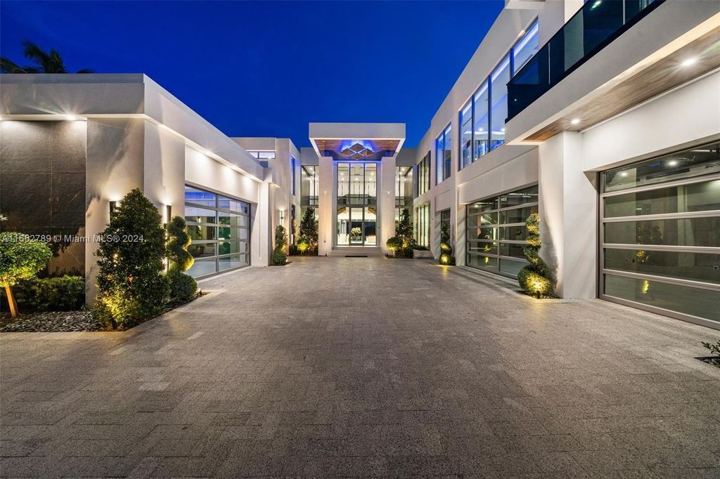 $36 Million Ultra-Luxury Waterfront Estate on Fort Lauderdale’s Exclusive Private Island