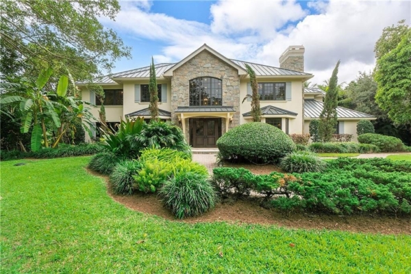 $6.5 Million Luxurious Estate in Parkland with Expansive Grounds for Unmatched Privacy