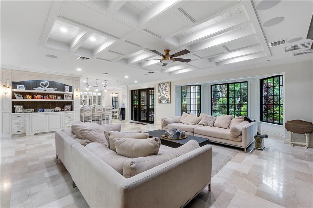 $6.5 Million Luxurious Estate in Parkland with Expansive Grounds for Unmatched Privacy