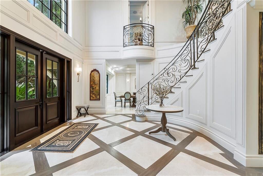 $6.5 Million Luxurious Estate in Parkland with Expansive Grounds for Unmatched Privacy