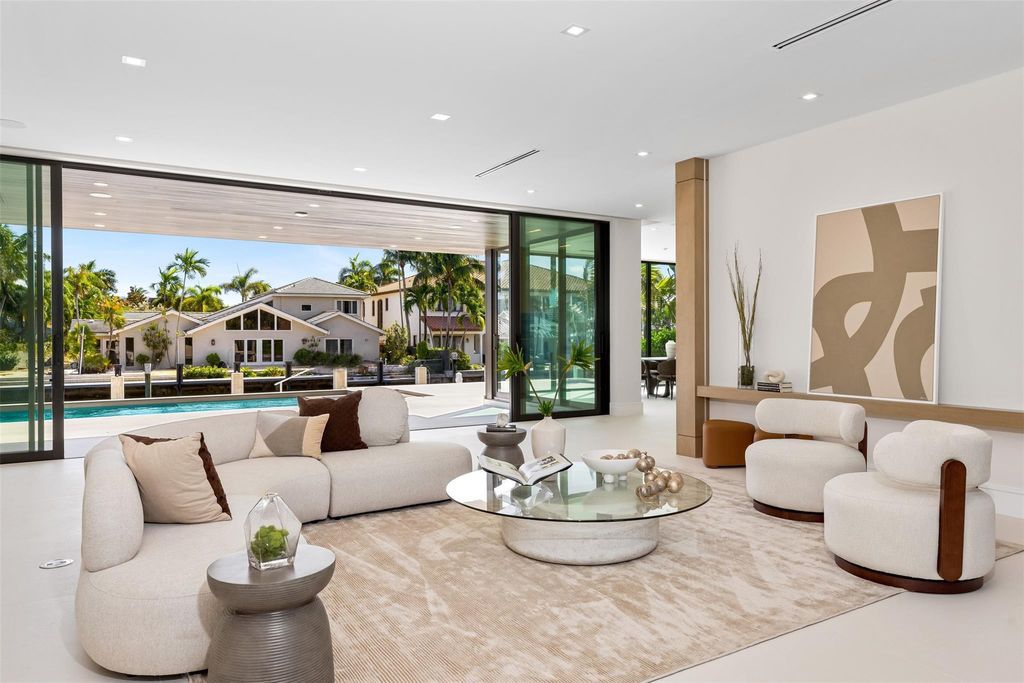 $6.5 Million New Construction Estate in Fort Lauderdale with 90-Foot Dock