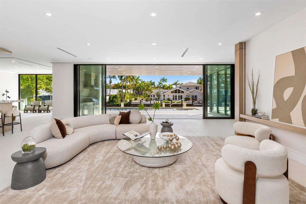 $6.5 Million New Construction Estate in Fort Lauderdale with 90-Foot Dock