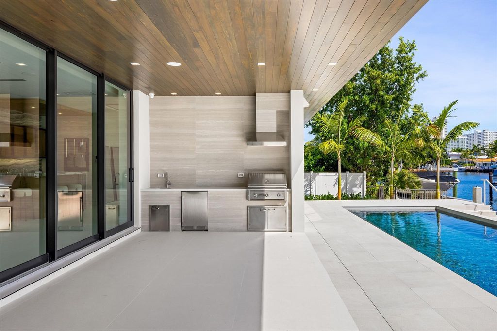 $6.5 Million New Construction Estate in Fort Lauderdale with 90-Foot Dock