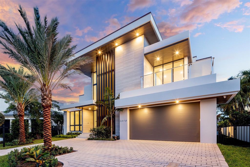 $6.5 Million New Construction Estate in Fort Lauderdale with 90-Foot Dock