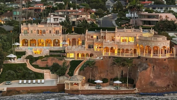 California’s Crown Jewel: La Jolla’s Iconic Sand Castle Estate with Exclusive Private Beach Lists for $108 Million