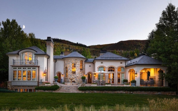 Colorado Estate Offering Luxurious Living Amid Natural Beauty Priced at $10.995 Million