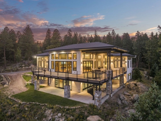 Contemporary Elegance Meets Natural Beauty: Evergreen, Colorado Home Asks $5.3 Million