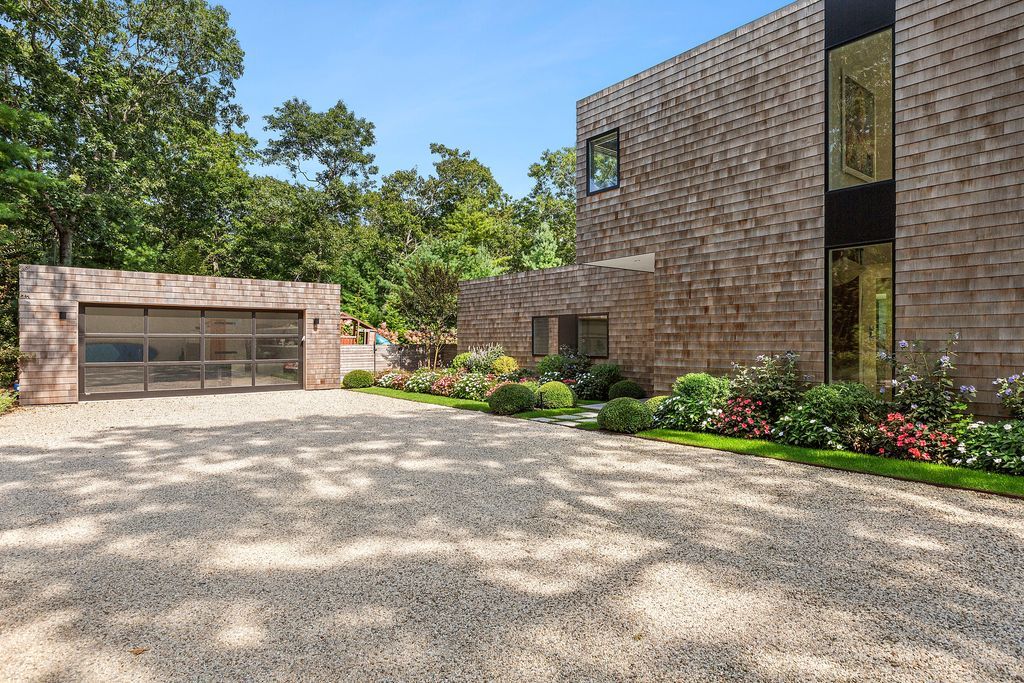 Contemporary New York Residence Featuring Warm Interiors and Modern Finishes Listed for 5.5 Million 7