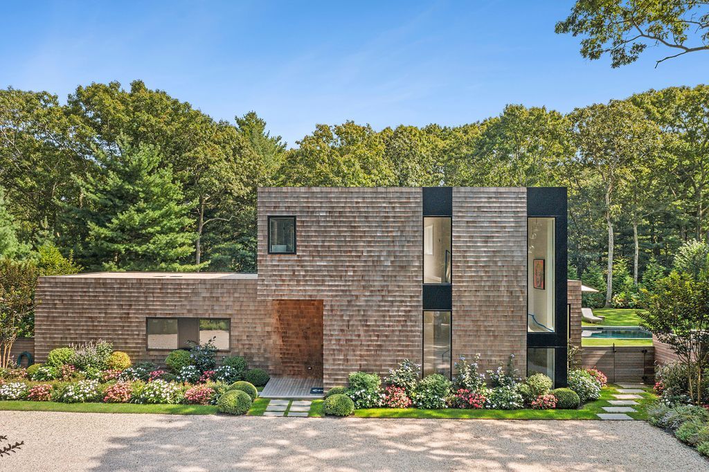Contemporary New York Residence Featuring Warm Interiors and Modern Finishes Listed for 5.5 Million 9