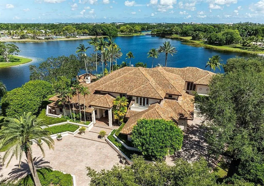 Exquisite $7.5 Million Waterfront Estate in Weston’s Prestigious Windmill Ranch Estates with Private Peninsula, and Scenic Views