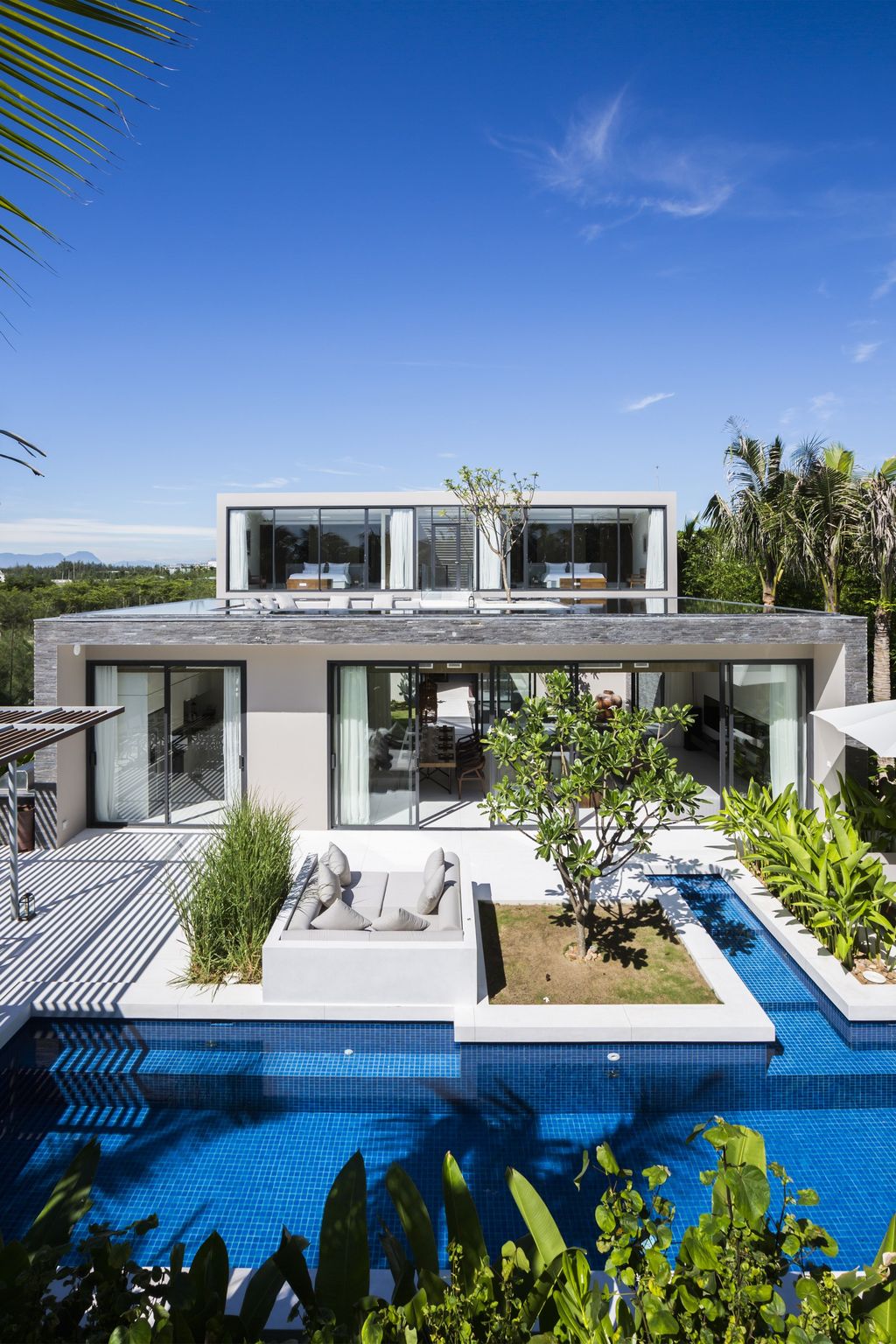 Garden Villa B, Coastal Sanctuary by MIA Design Studio