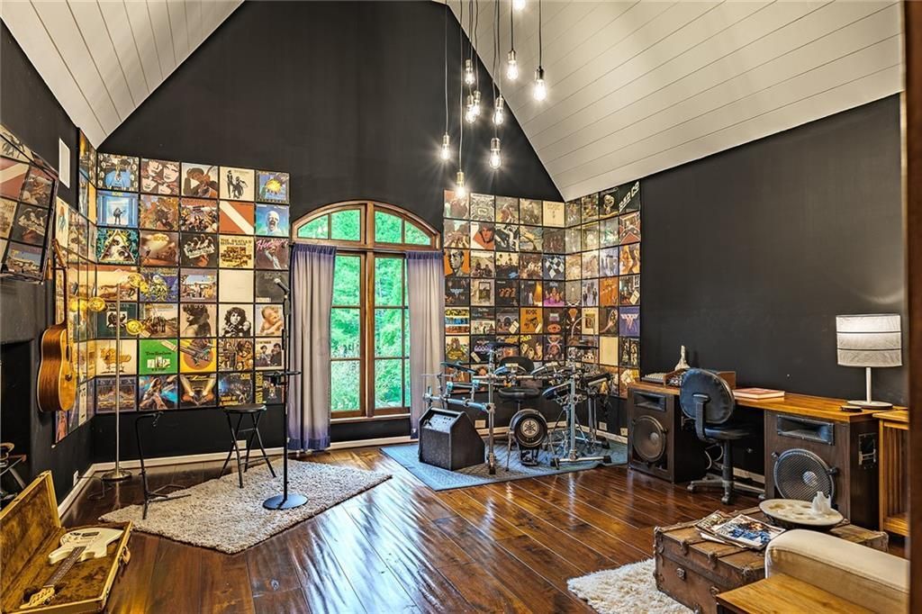 Georgia Estate with Resort Style Pool Artisanal Craftsmanship and Private Lake Listed for 11.5 Million 28