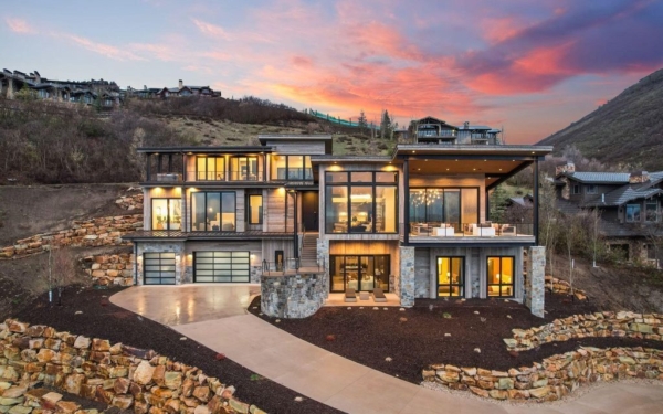 Impeccable Design Meets Luxury in This Newly Built Ski-In/Out Home in Utah, Priced at $12.495 Million