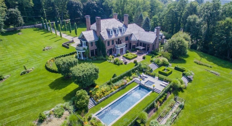 Inspired by Iconic 18th and 19th-Century Virginia Plantation Homes, This Connecticut Masterpiece Is Listed for $5.25 Million