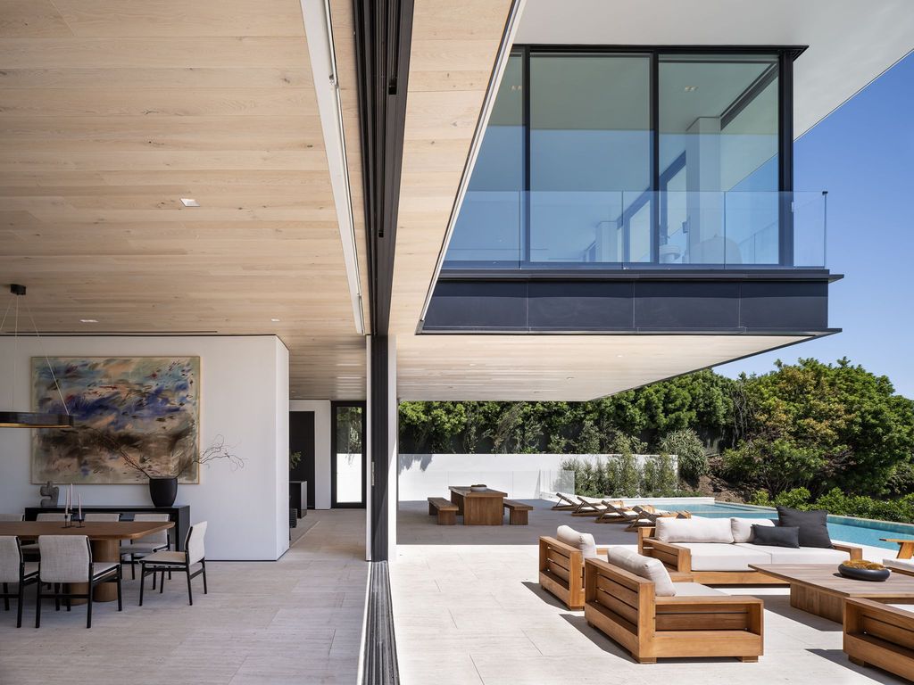 Laurel III House, a masterpiece in CA by McClean Design