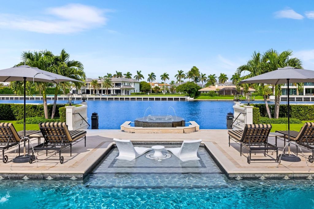 Luxurious $19.5 Million Waterfront Mansion with 200 Feet of Intracoastal Frontage in Boca Raton