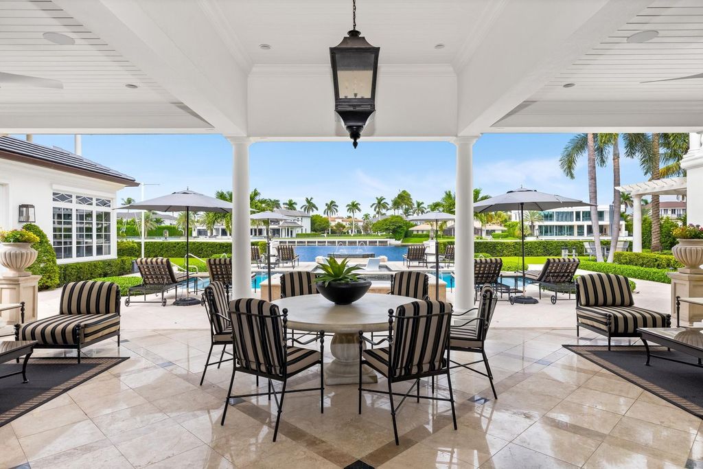 Luxurious $19.5 Million Waterfront Mansion with 200 Feet of Intracoastal Frontage in Boca Raton