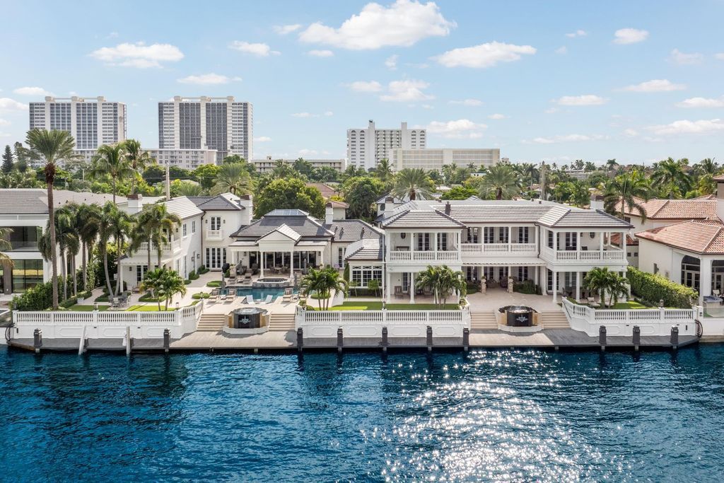 Luxurious $19.5 Million Waterfront Mansion with 200 Feet of Intracoastal Frontage in Boca Raton