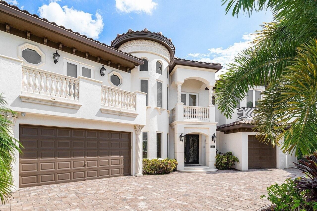 Luxurious $7.5 Million Delray Beach Intracoastal Estate with Infinity Pool and Stunning Water Views