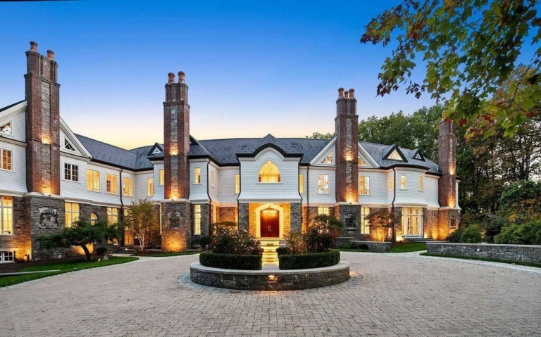 Luxurious Estate by Renowned Architect James E. Gearity Hits the Market for $9,188,000