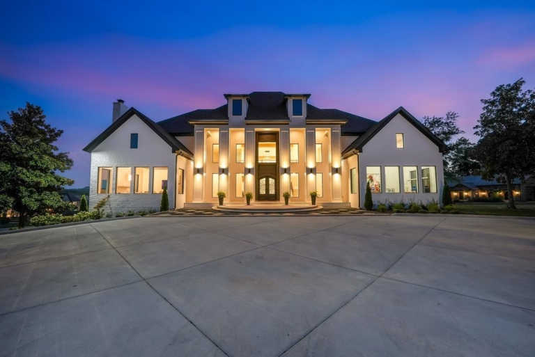 Luxury Living in Tennessee: Elegant Estate with Thoughtful Design Hits Market for $7.95 Million