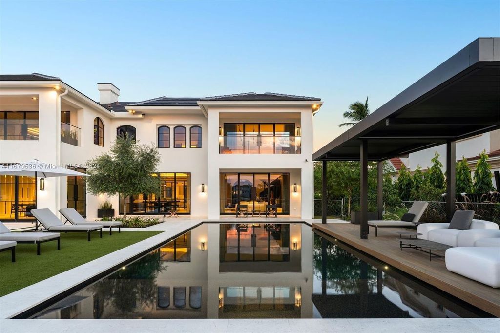 Stunning $32.5 Million Luxury Estate with 150 Feet of Intracoastal Waterway Frontage in Boca Raton