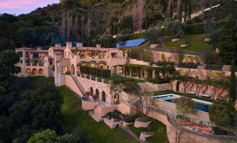 Villa Del Amor: A Masterpiece of Luxurious Living in Lower Bel Air’s Prestigious Enclave, Listed for $115 Million