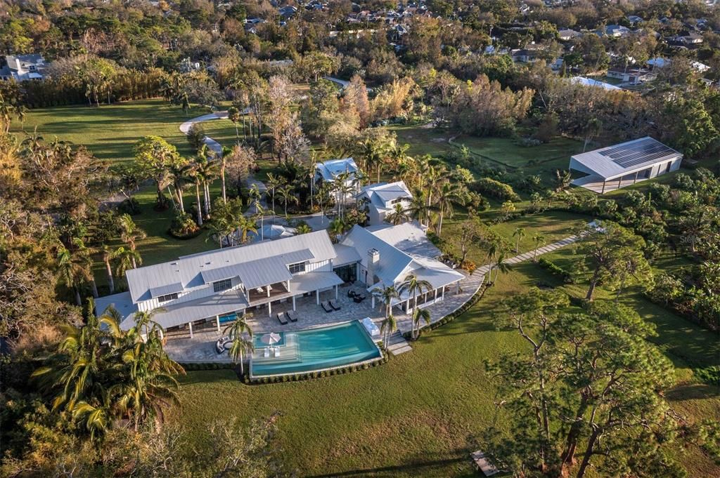 $16.5 Million Luxurious 12.5-Acre Waterfront Estate with Boutique Hotel Potential in Bradenton