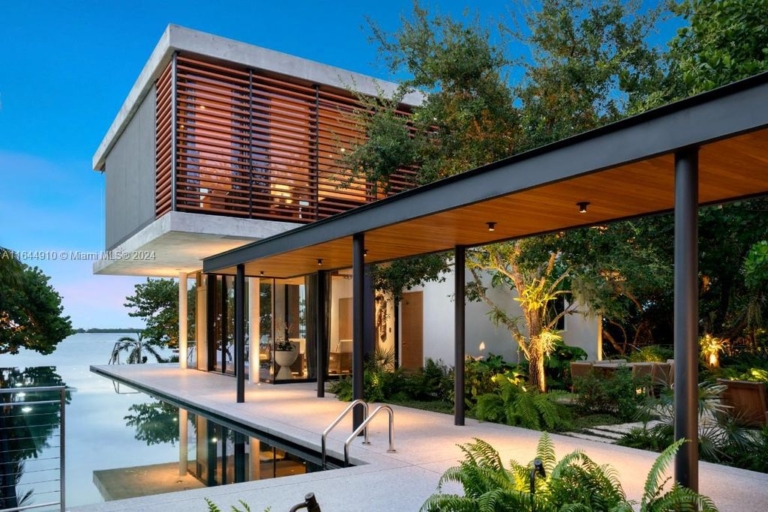 $24.9 Million Zen Waterfront Masterpiece with Bay Views and Lush Gardens in Miami Beach