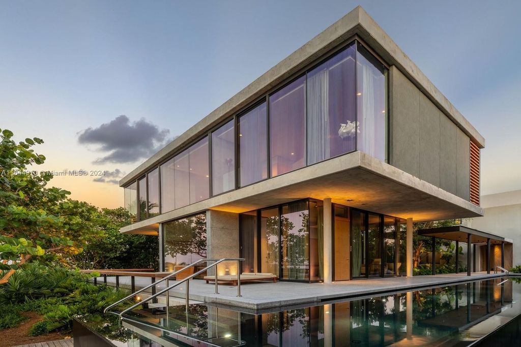 $24.9 Million Zen Waterfront Masterpiece with Bay Views and Lush Gardens in Miami Beach