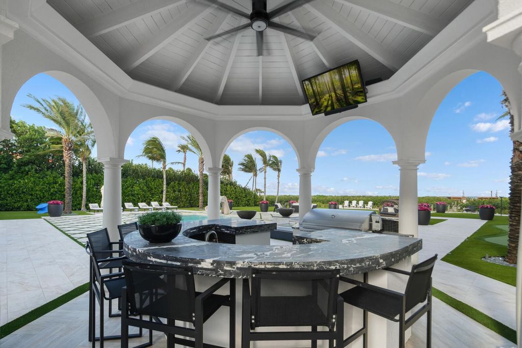 $32 Million Luxurious Oceanfront Estate Via del Mar with 140 Feet of Frontage in Sailfish Point, Stuart