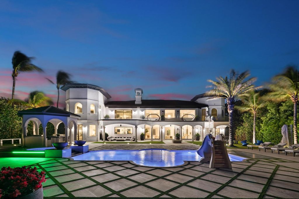 $32 Million Luxurious Oceanfront Estate Via del Mar with 140 Feet of Frontage in Sailfish Point, Stuart