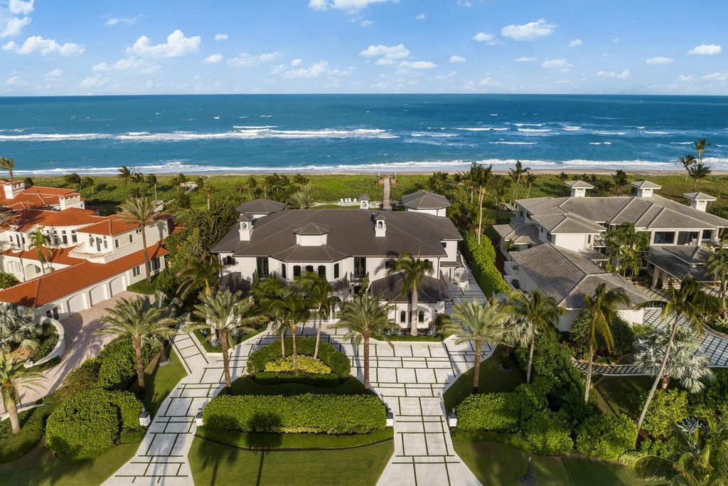 $32 Million Luxurious Oceanfront Estate Via del Mar with 140 Feet of Frontage in Sailfish Point, Stuart