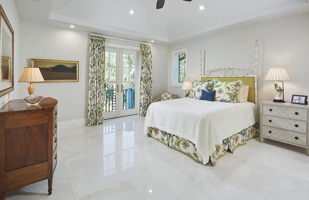 $7.8 Million Naples Sanctuary: Elegant Pelican Bay Home with Guest Casita, Chef’s Kitchen, and Poolside Oasis