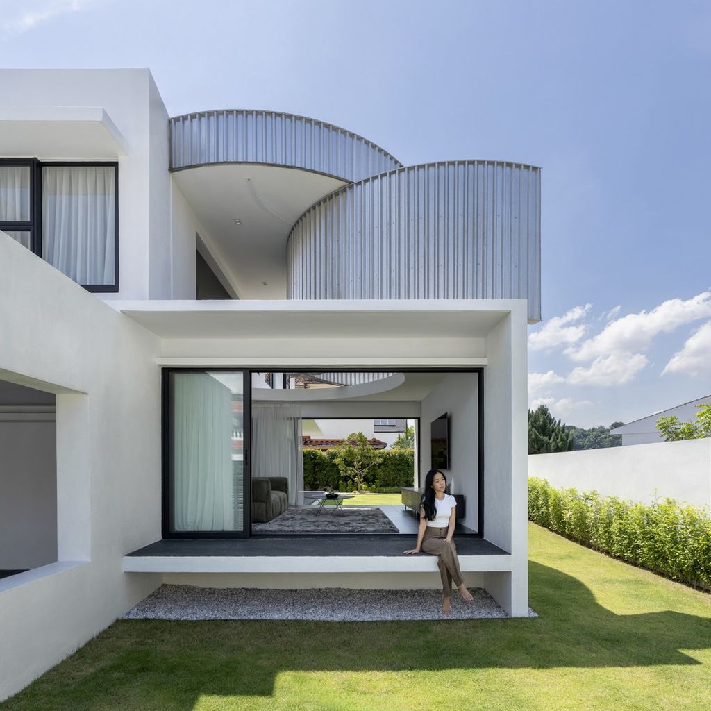 CC House: A Corner Terrace Redefined by Fabian Tan Architect