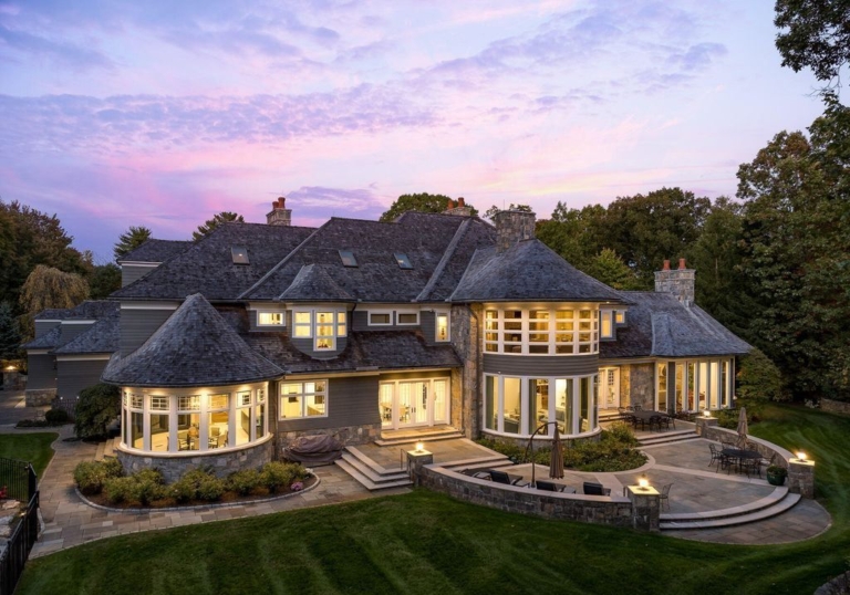 A Chic and Sophisticated Connecticut Backcountry Retreat, Exuding Modern Luxury For $7,495,000 in Connecticut