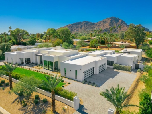 Exclusive Arizona Retreat: Sleek Modern Design with Breathtaking Views, Available for $8.95 Million